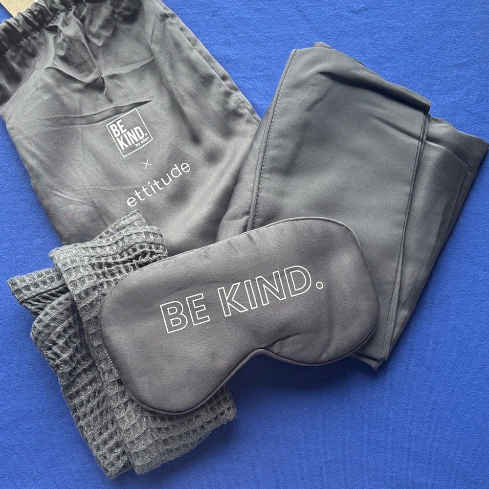 NWT - Ettitude Wellness Kit (waffle weave washcloth, eye mask, and pillowcase)